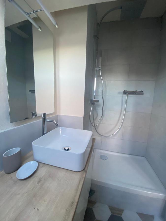 Le Portel : Bel appartement à deux pas de la mer Exterior foto